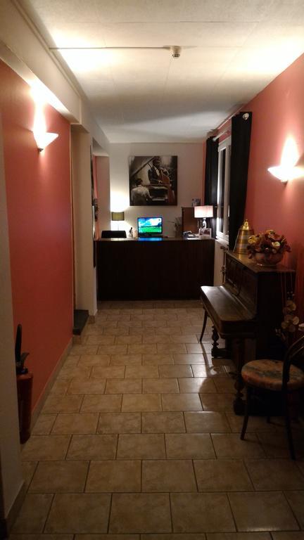 Auberge De La Marquise Arnac-Pompadour Ngoại thất bức ảnh
